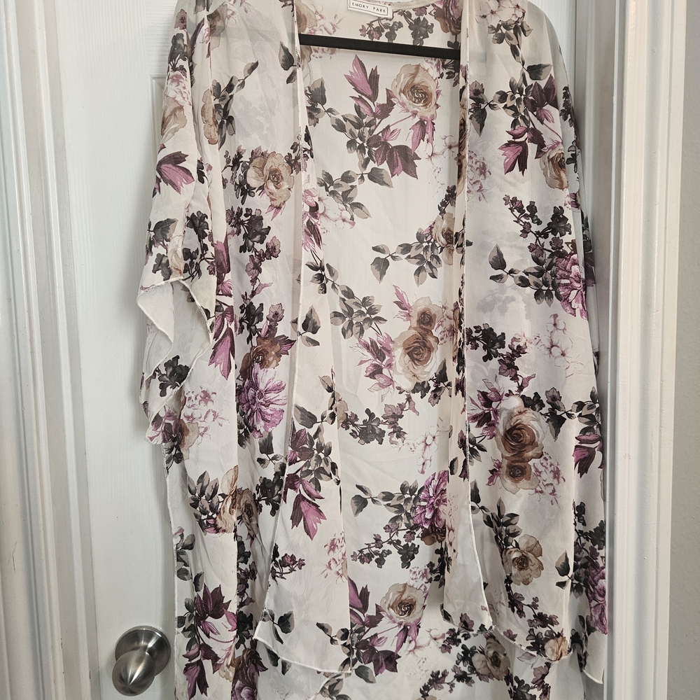 Emory Park Floral Kimono Top - Cream and Purple